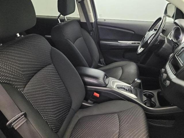 Photo of 2019 Contusion Blue Pearlcoat Dodge Journey