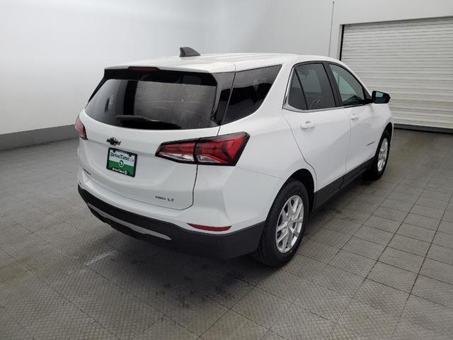 Photo of 2022 Summit White Chevrolet Equinox
