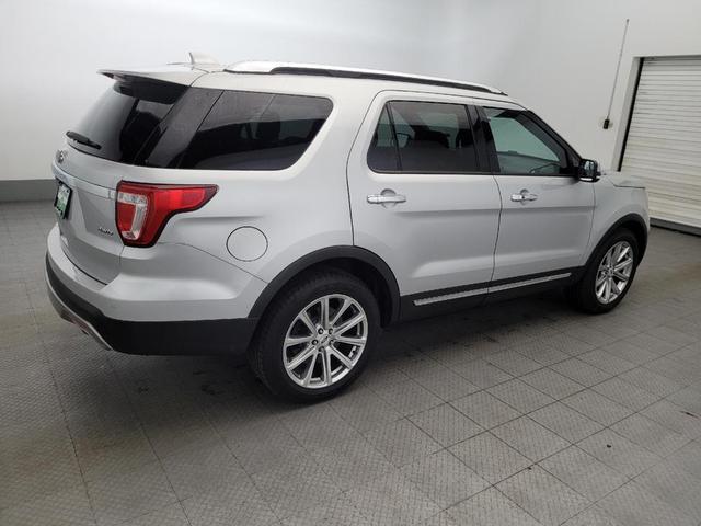 Photo of 2016 White Platinum Metallic Tri-Coat Ford Explorer