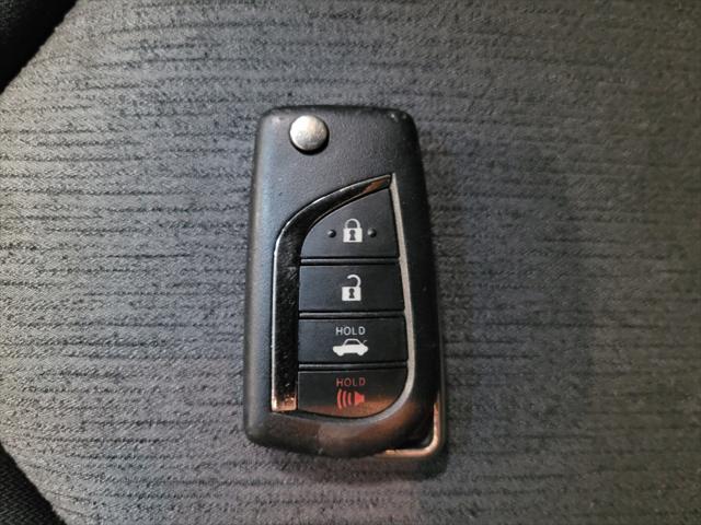 Photo of 2018 Ruby Flare Pearl Toyota Camry