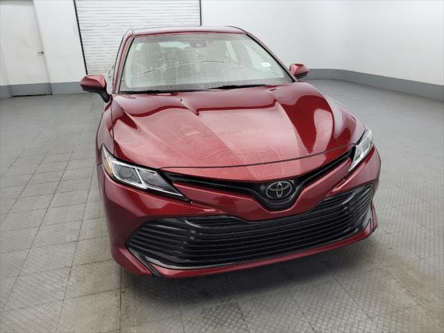 Photo of 2018 Ruby Flare Pearl Toyota Camry