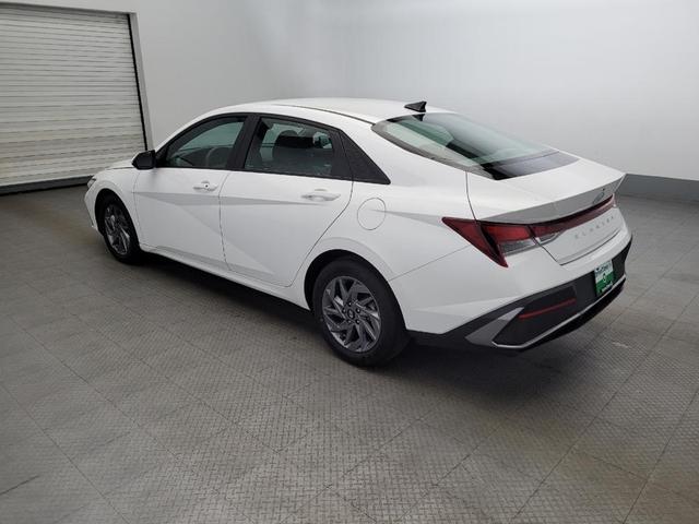 Photo of 2024 Serenity White Hyundai ELANTRA