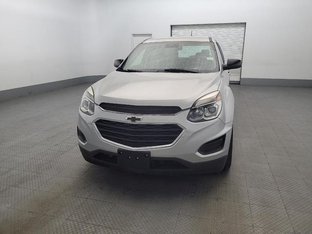 Photo of 2016 Silver Ice Metallic Chevrolet Equinox