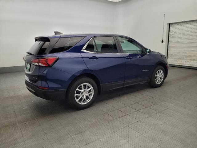 Photo of 2022 Blue Chevrolet Equinox