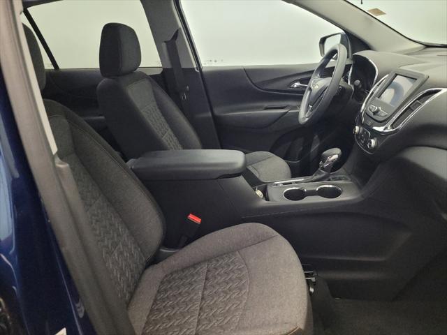 Photo of 2022 Blue Chevrolet Equinox