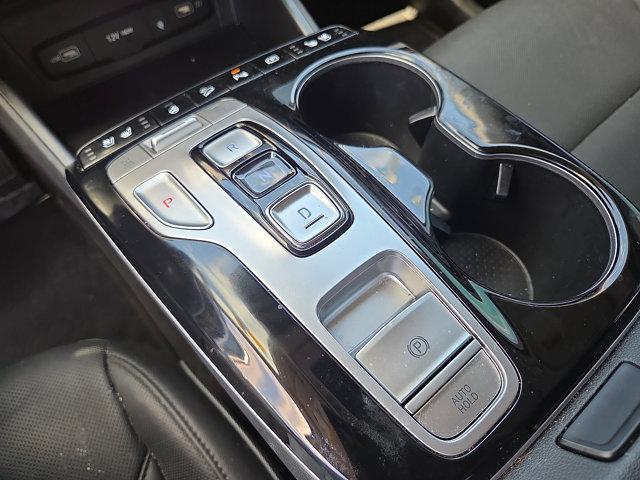 Photo of 2024 White Pearl Hyundai TUCSON