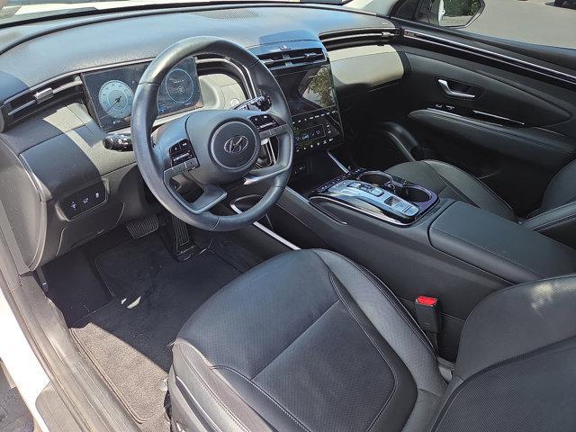 Photo of 2024 White Pearl Hyundai TUCSON