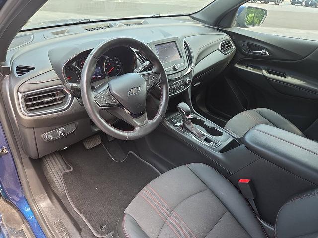 Photo of 2022 Blue Glow Metallic Chevrolet Equinox