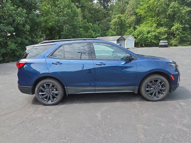 Photo of 2022 Blue Glow Metallic Chevrolet Equinox