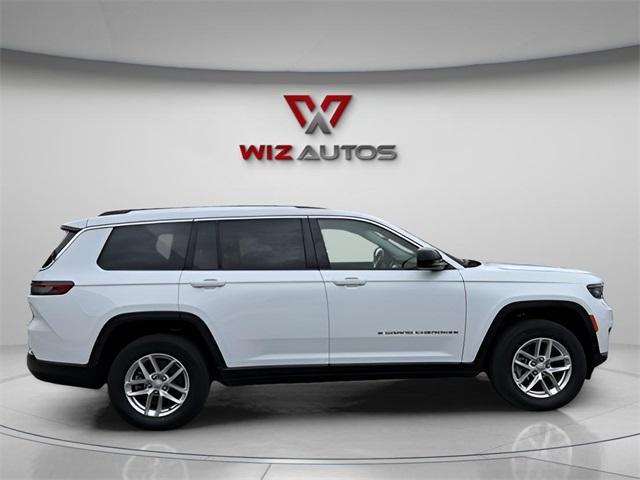 Photo of 2023 Bright White Clearcoat Jeep Grand Cherokee L