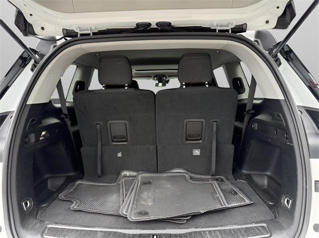 Photo of 2023 Bright White Clearcoat Jeep Grand Cherokee L