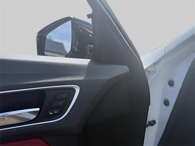 Photo of 2019 Platinum White Pearl Acura TLX