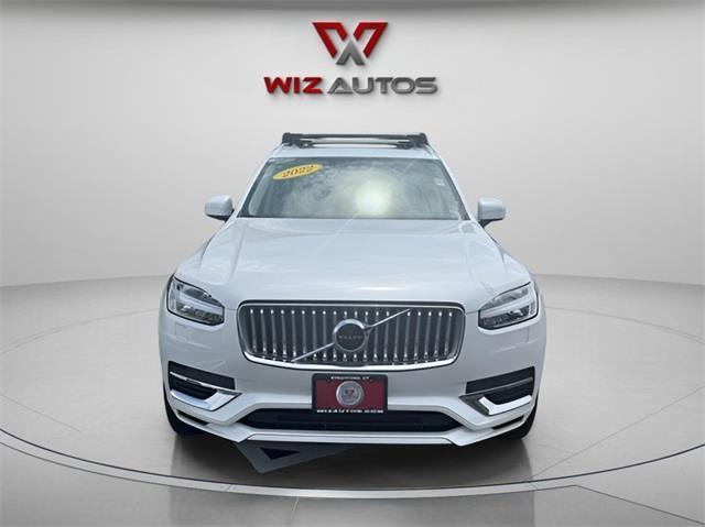 Photo of 2022 Crystal White Volvo XC90 Recharge Plug-In Hybrid