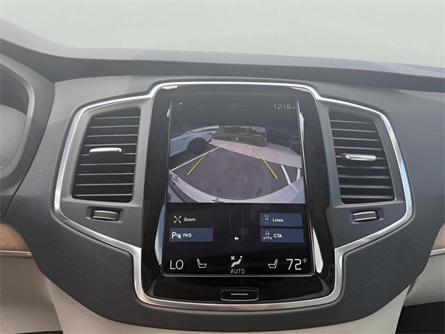 Photo of 2022 Crystal White Volvo XC90 Recharge Plug-In Hybrid