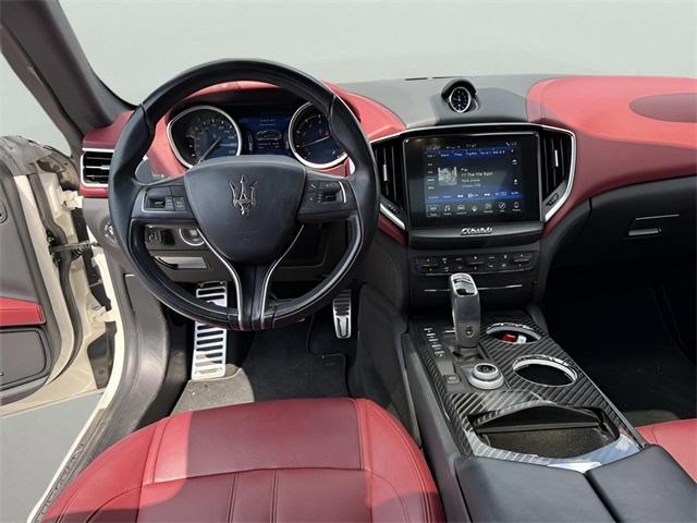 Photo of 2019 Bianco Maserati Ghibli