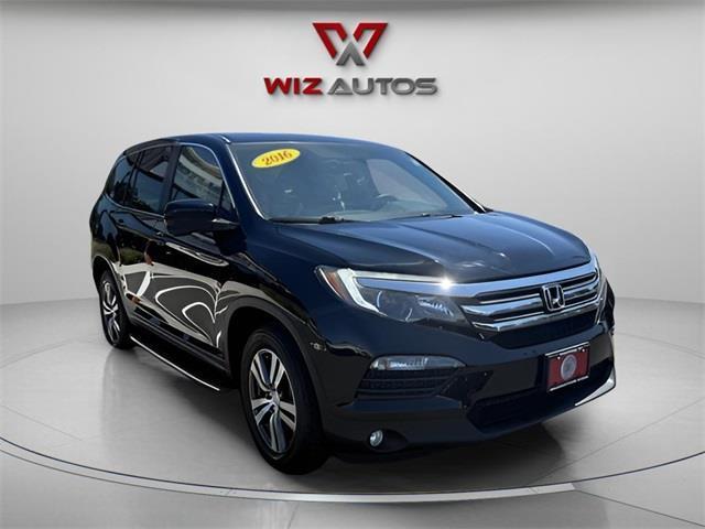 Photo of 2016 Crystal Black Pearl Honda Pilot