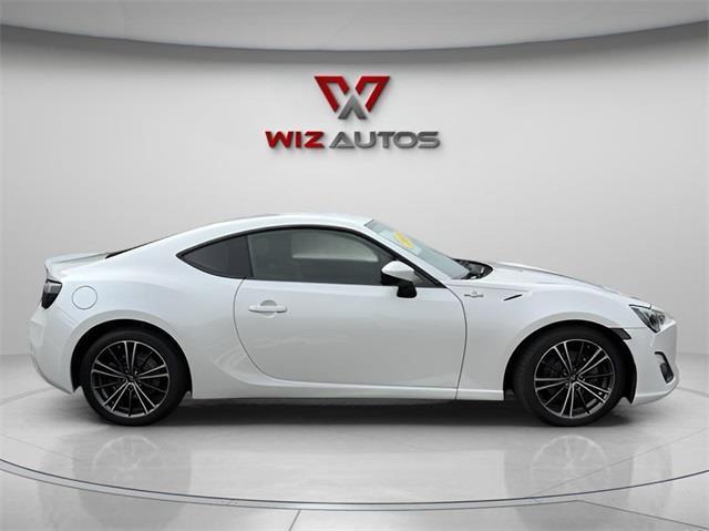 Photo of 2014 White Scion FR-S