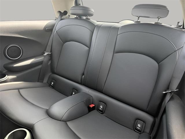 Photo of 2014 Moonwalk Gray Metallic MINI Hardtop