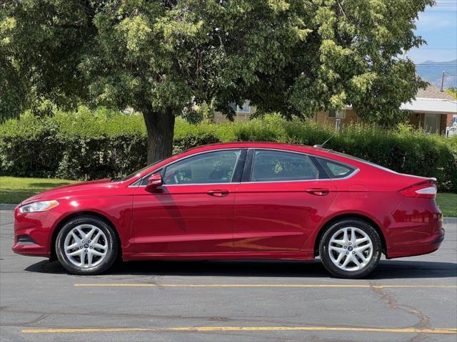 Photo of 2013 Red Ford Fusion