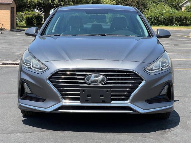 Photo of 2018 Gray Hyundai SONATA