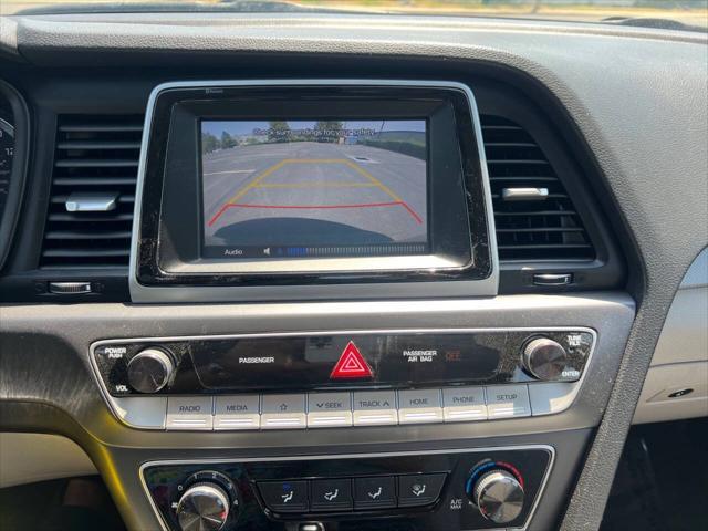 Photo of 2018 Gray Hyundai SONATA