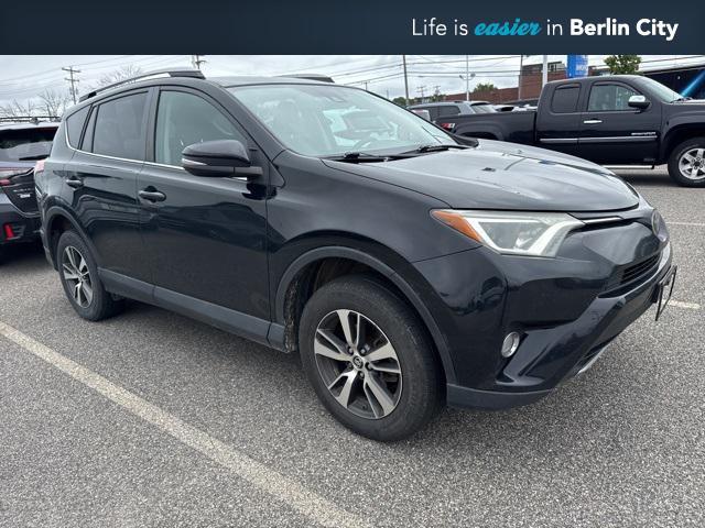 Photo of 2017 Black Toyota RAV4