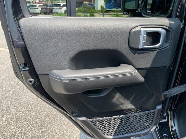 Photo of 2022 Black Clearcoat Jeep Wrangler Unlimited 4xe