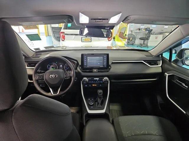 Photo of 2020 Silver Sky Metallic Toyota RAV4 Hybrid