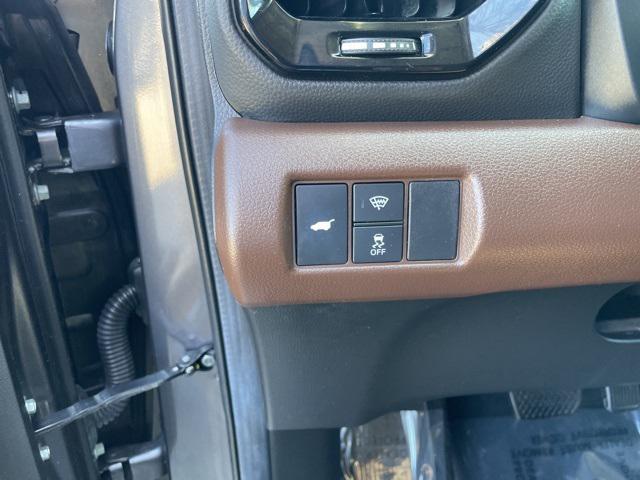 Photo of 2024 Modern Steel Metallic Honda Pilot