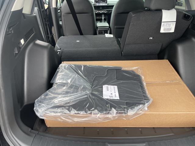 Photo of 2026 Crystal Black Pearl Honda CR-V