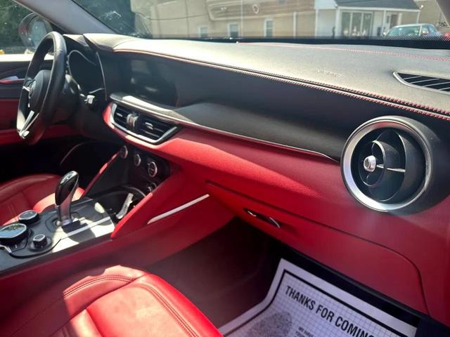 Photo of 2019 Alfa Rosso Alfa Romeo Stelvio