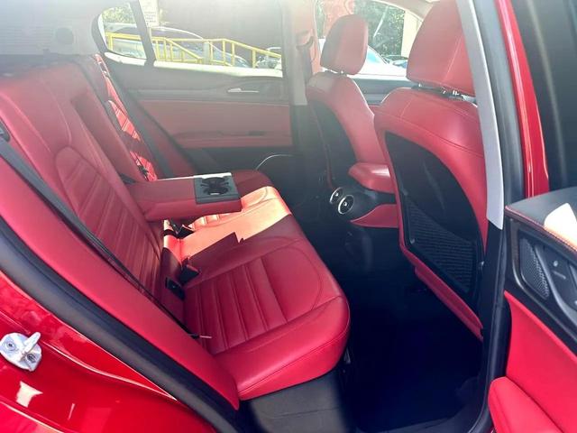 Photo of 2019 Alfa Rosso Alfa Romeo Stelvio