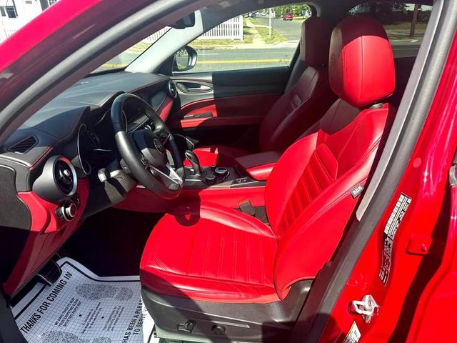 Photo of 2019 Alfa Rosso Alfa Romeo Stelvio