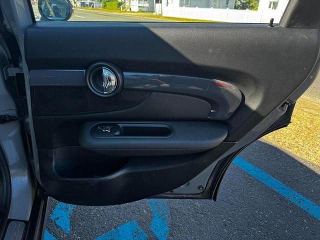 Photo of 2017 Gray MINI Clubman