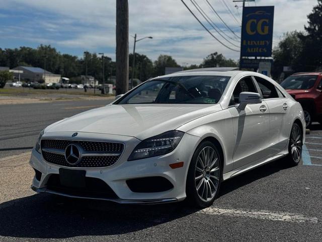 Photo of 2016 designo Diamond White Metallic Mercedes-Benz CLS-Class