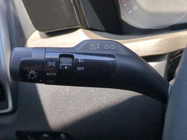 Photo of 2023 Wolf Gray Kia Sorento