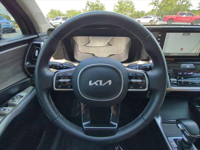 Photo of 2023 Wolf Gray Kia Sorento