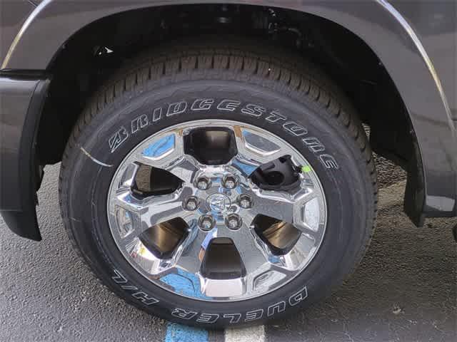 Photo of 2025 Granite Crystal Metallic Clearcoat RAM 1500