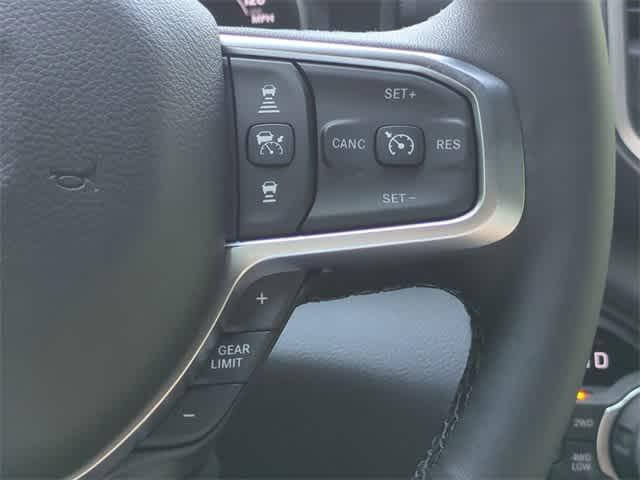 Photo of 2025 Granite Crystal Metallic Clearcoat RAM 1500