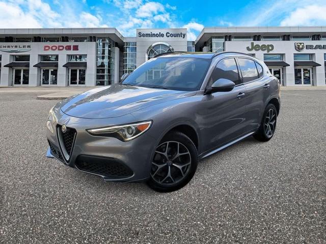 Photo of 2020 Stromboli Gray Metallic Alfa Romeo Stelvio