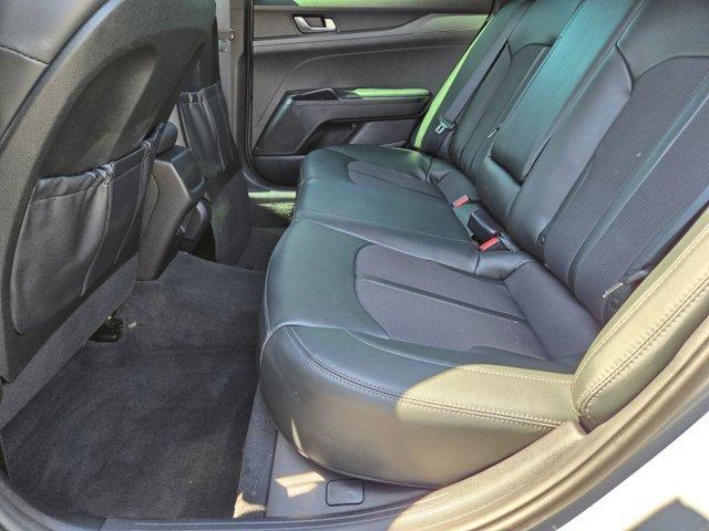 Photo of 2023 Wolf Gray Kia K5