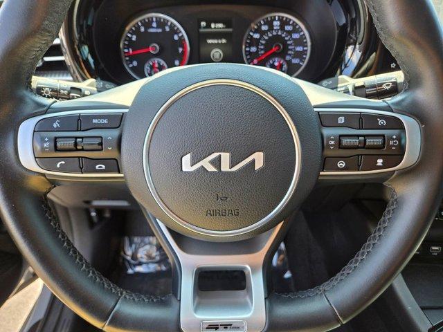 Photo of 2023 Wolf Gray Kia K5