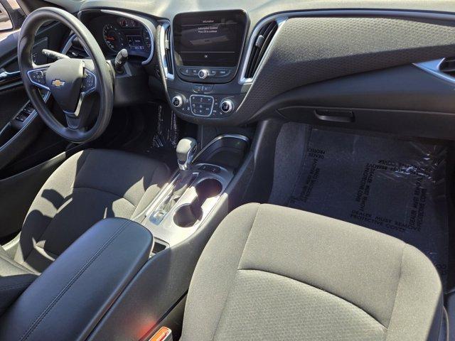 Photo of 2024 Mineral Gray Metallic Chevrolet Malibu