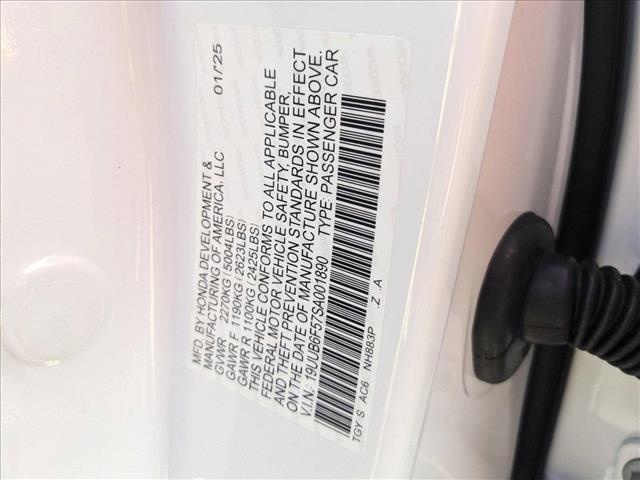 Photo of 2025 Platinum White Pearl Acura TLX
