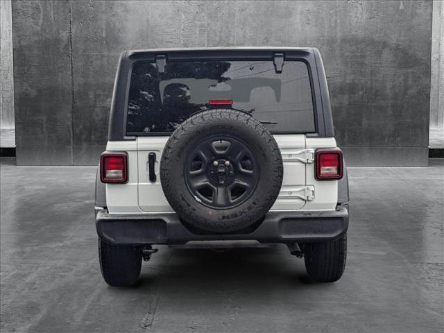 Photo of 2025 Bright White Clearcoat Jeep Wrangler