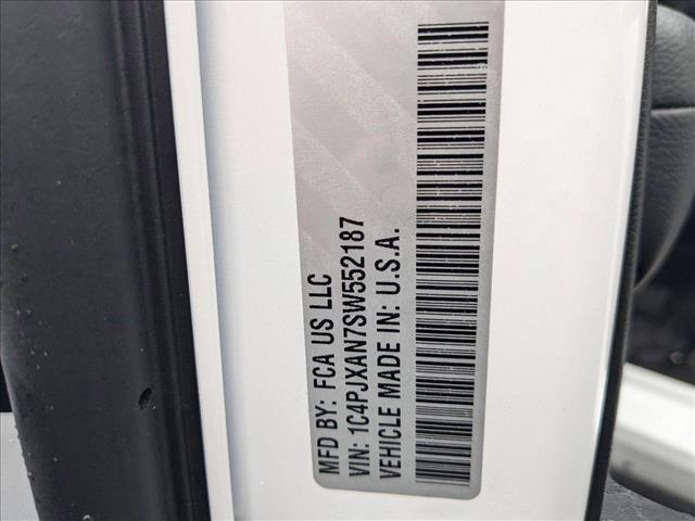 Photo of 2025 Bright White Clearcoat Jeep Wrangler