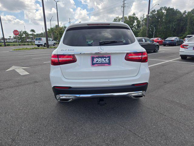 Photo of 2018 Polar White Mercedes-Benz GLC 300