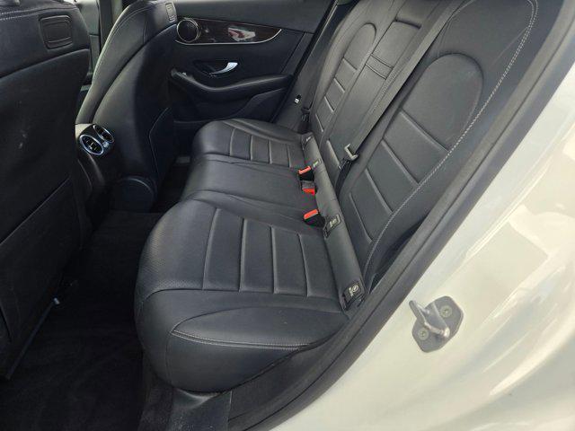 Photo of 2018 Polar White Mercedes-Benz GLC 300