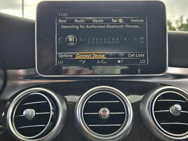 Photo of 2018 Polar White Mercedes-Benz GLC 300