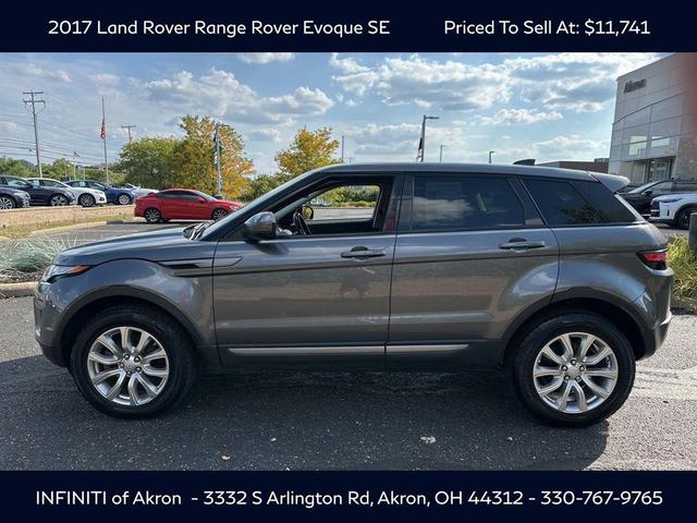 Photo of 2017 Gray Land Rover Range Rover Evoque